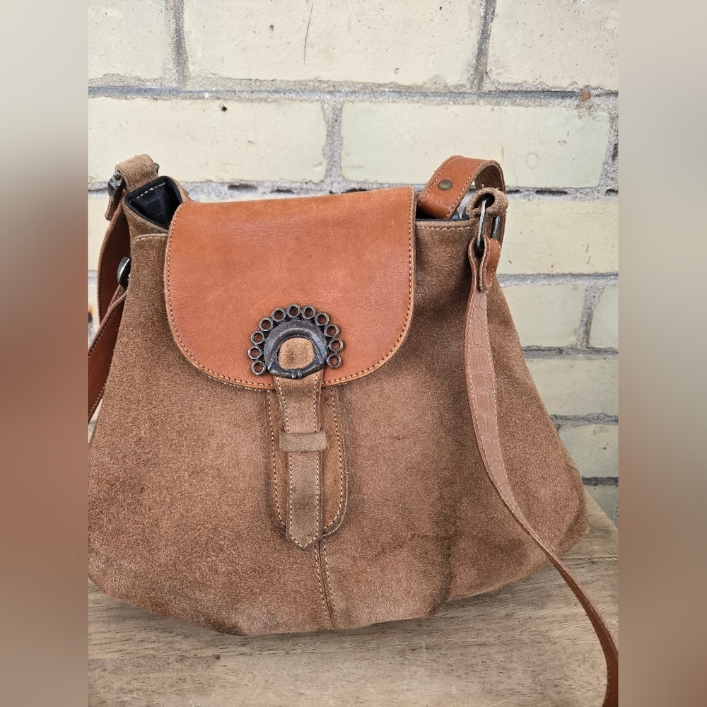 Vintage Hand Crafted Suede Bag - Picture 5 of 16